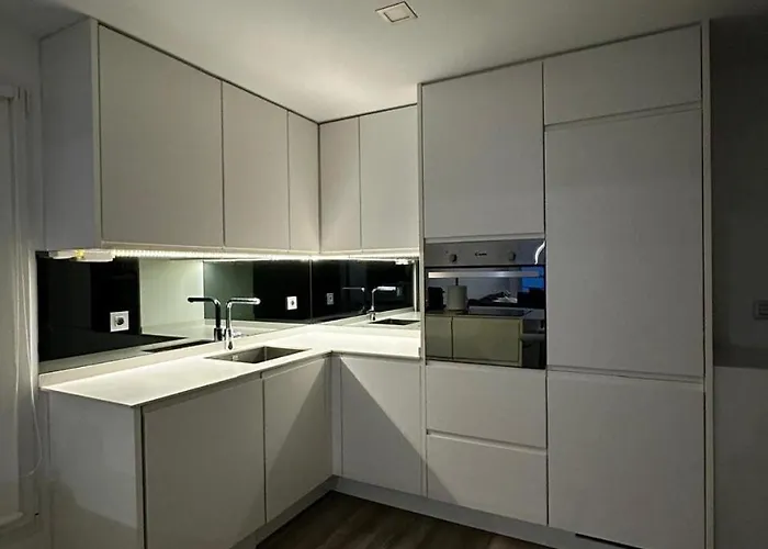 Lovelyloft Condomina Apartment *
