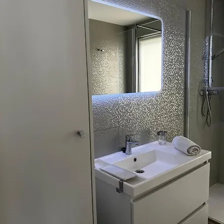 Lovelyloft Condomina Lägenhet